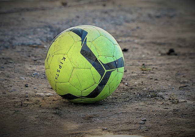 他习惯于采 他习惯于采